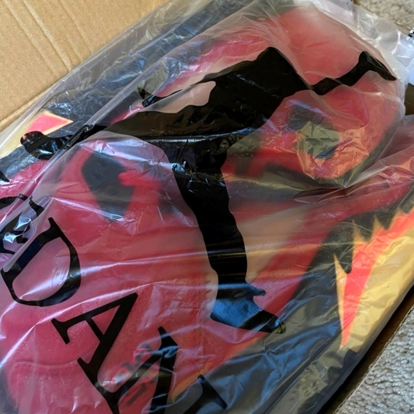 Jordan 5 Raging Bull - Picture 4 of 4